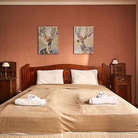 Preselo Pinceszet Es Vendeghaz Bed and Breakfast Erdőbénye Buitenkant foto