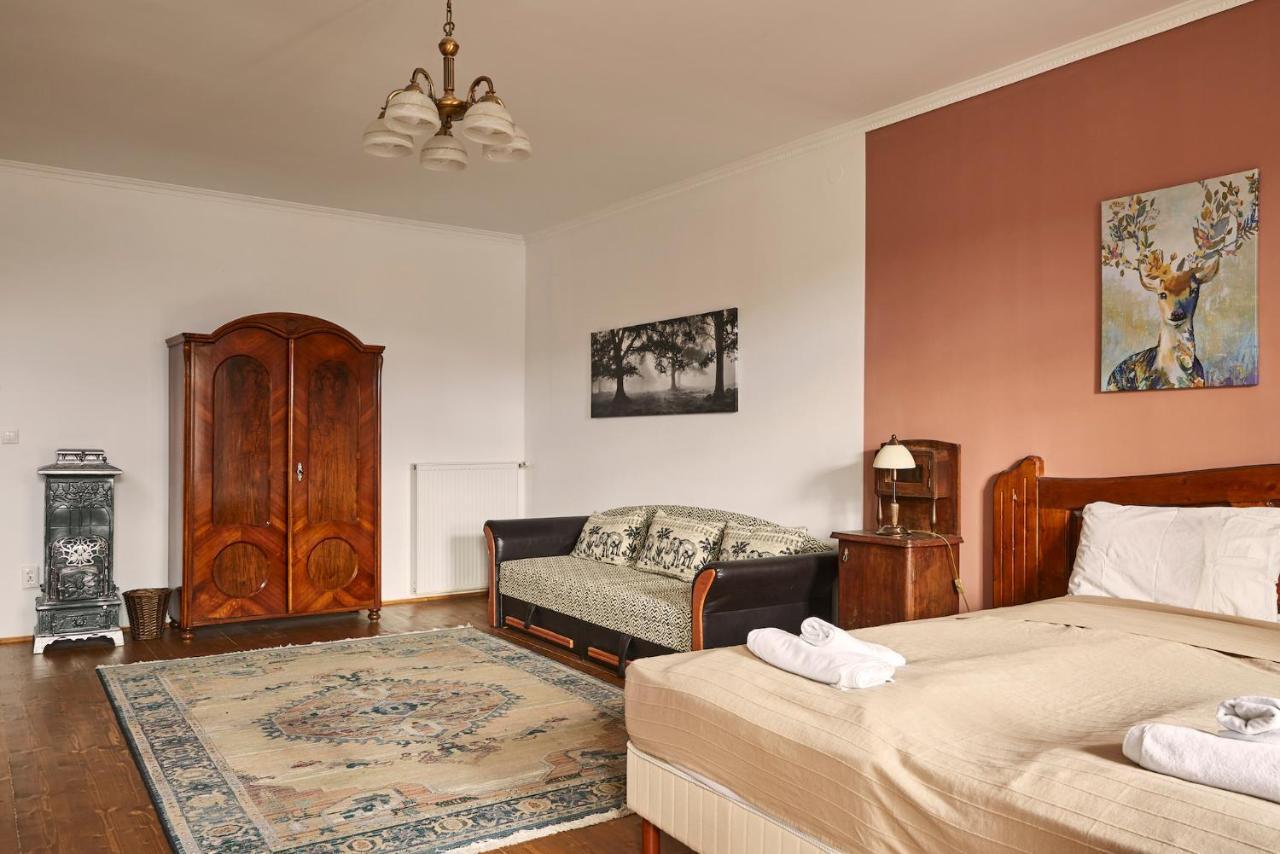 Preselo Pinceszet Es Vendeghaz Bed and Breakfast Erdőbénye Buitenkant foto