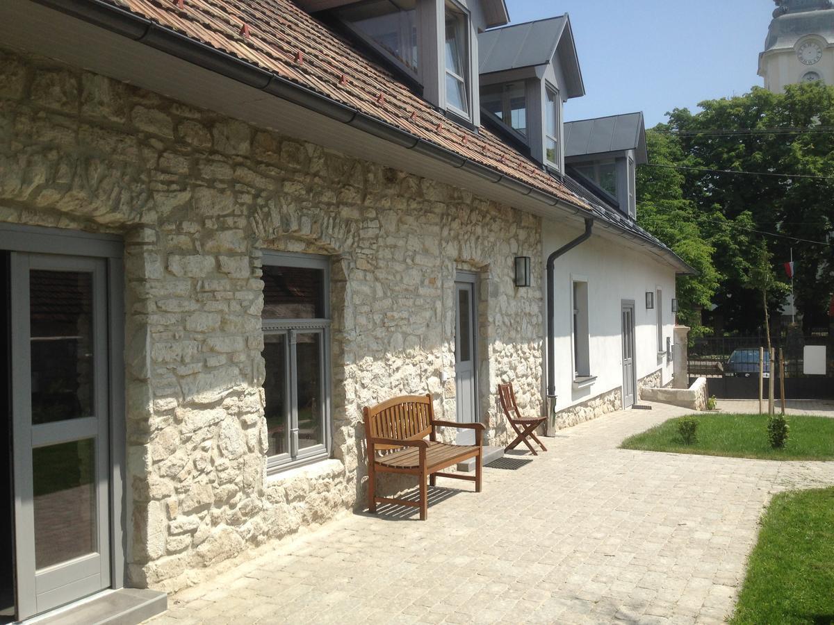 Preselo Pinceszet Es Vendeghaz Bed and Breakfast Erdőbénye Buitenkant foto