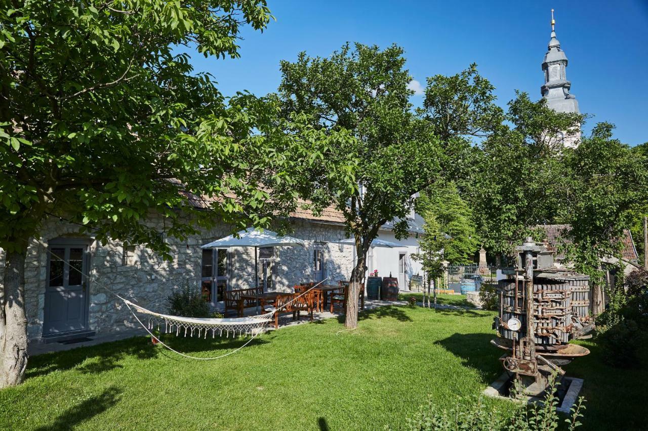 Preselo Pinceszet Es Vendeghaz Bed and Breakfast Erdőbénye Buitenkant foto